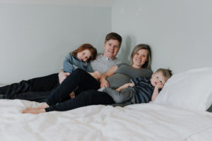 Maternity Photoshoot in Tara. Owen Sound maternity photographer. Grey Bruce maternity photographer. Maternity photography.